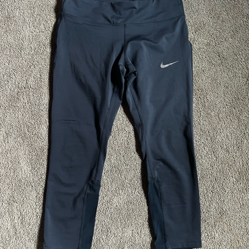 Nike Dri-Fit Cropped Training Leggings